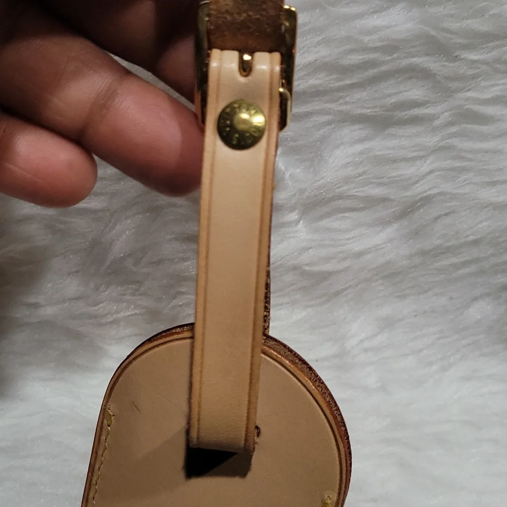 🤩 Louis Vuitton Name Tag Tan Leather  with Initials